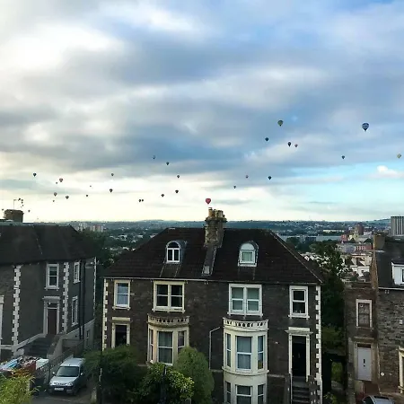 Spacious And Bright Family In St Andrews *