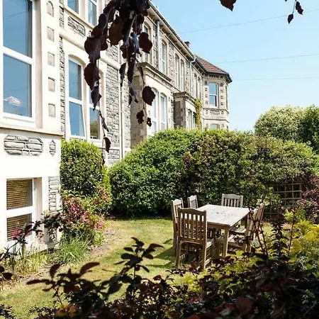 Holiday home Spacious And Bright Family In St Andrews